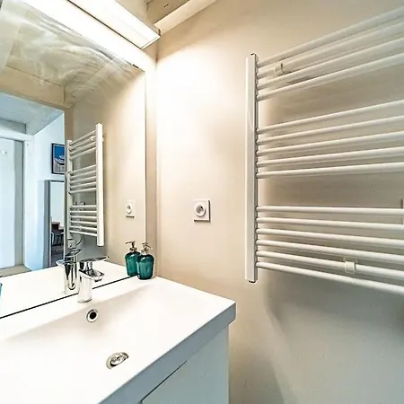 Superb 1 Bedroom - Croix Rousse District 아파트 *